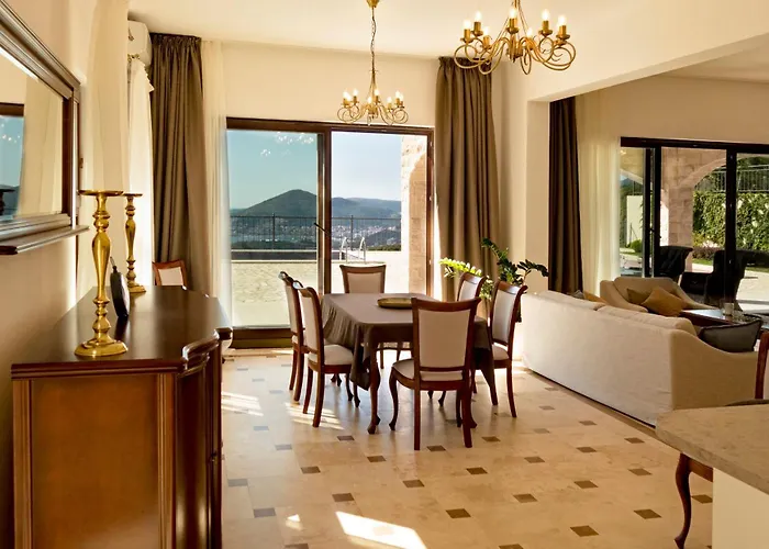 Oak Leaf Residences
