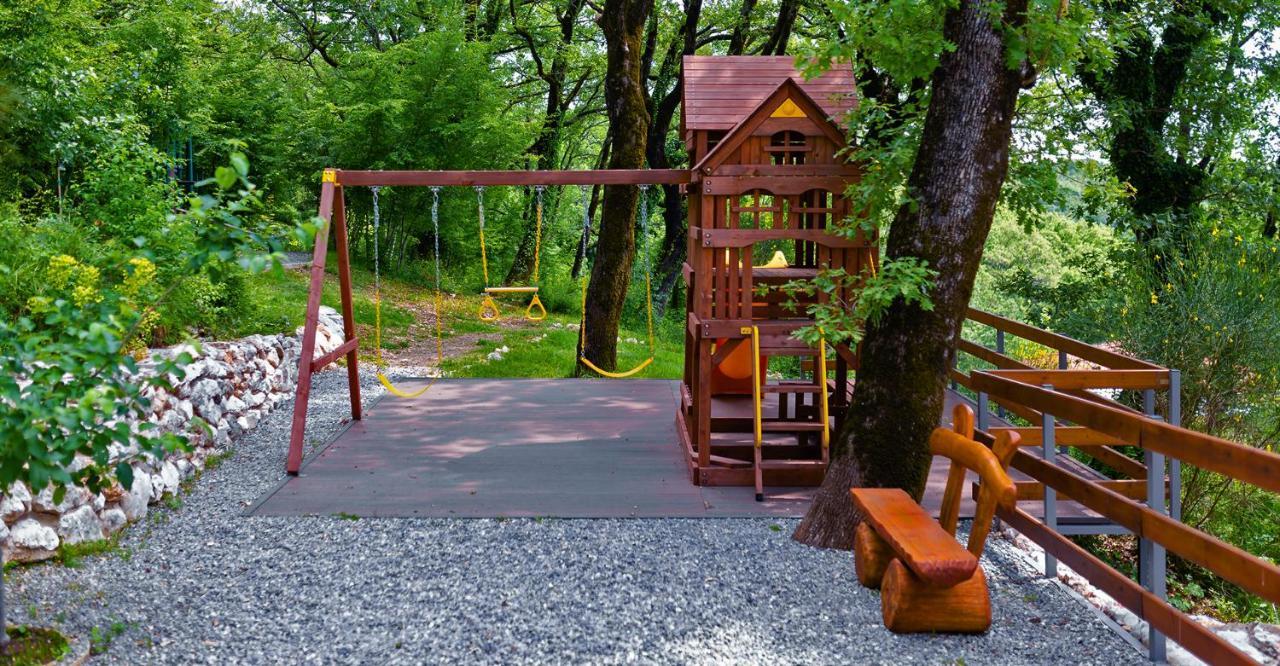 Oak Leaf Residences Вілла *