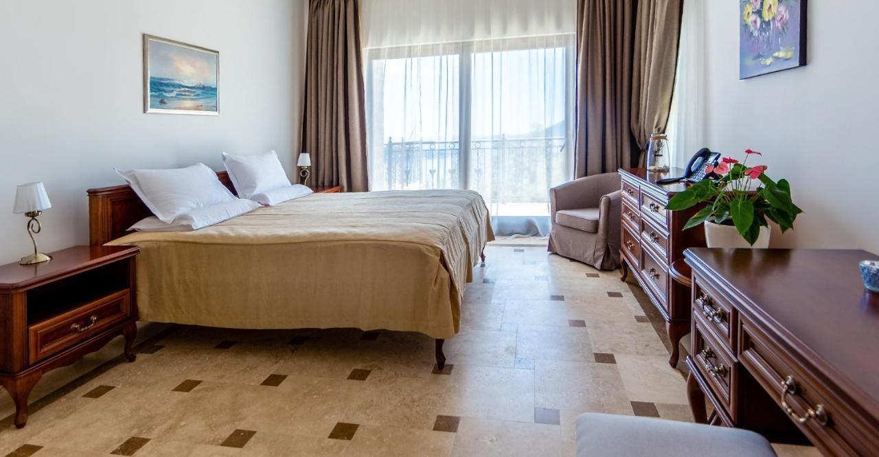 Oak Leaf Residences Вілла *