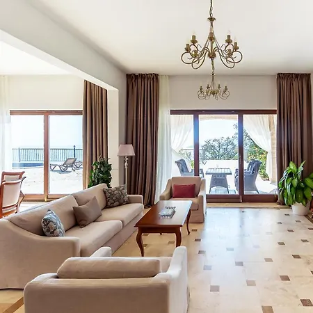Oak Leaf Residences Будва Экстерьер фото