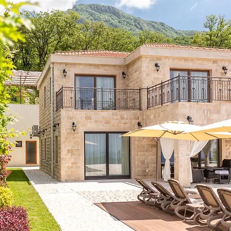 Oak Leaf Residences Будва Экстерьер фото