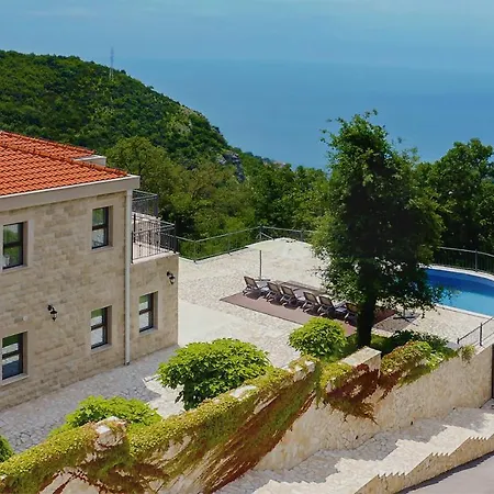 Oak Leaf Residences Будва Экстерьер фото
